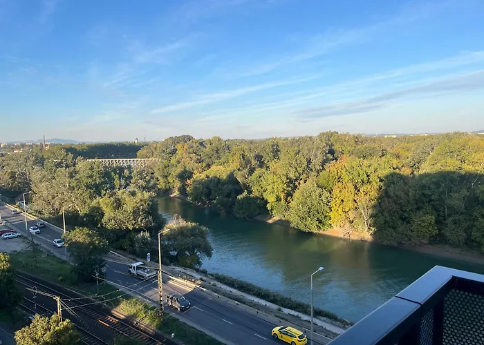 Island View - Luxury